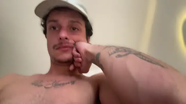 chrisalmeid  online show from 04/04/26, 10:46