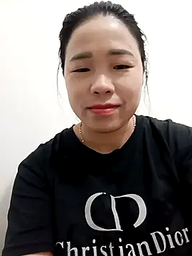 Snapshot of sumy-00 chatting on 01/16/26, 12:58 sumy-00 online show from 01/16/26, 12:58