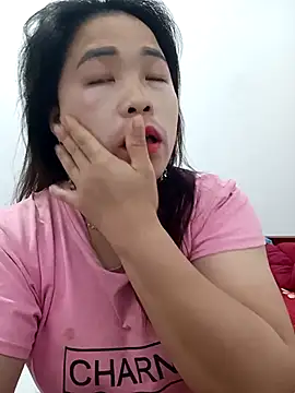 Snapshot of sumy-00 chatting on 02/18/26, 03:19 sumy-00 online show from 02/18/26, 03:19