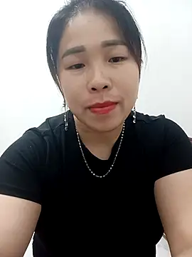 Snapshot of sumy-00 chatting on 02/25/26, 04:05 sumy-00 online show from 02/25/26, 04:05