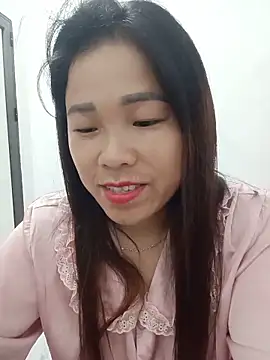 Snapshot of sumy-00 chatting on 05/21/26, 03:52 sumy-00 online show from 05/21/26, 03:52