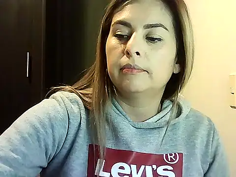 Valery  Rouse  online show from 02/14/26, 02:52