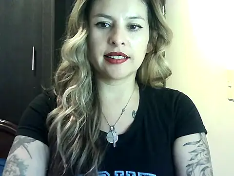 Valery  Rouse  online show from 03/22/26, 08:23