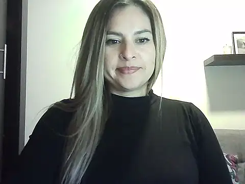 Valery  Rouse  online show from 04/19/26, 03:39