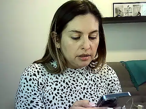 Snapshot of Valery__Rouse_ chatting on 07/07/26, 02:54 Valery Rouse online show from 07/07/26, 02:54