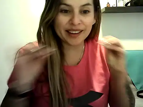 Snapshot of Valery__Rouse_ chatting on 07/15/26, 10:04 Valery Rouse online show from 07/15/26, 10:04