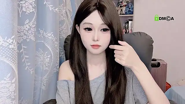 Snapshot of gummy-candy chatting on 09/16/25, 04:30 gummy-candy online show from 09/16/25, 04:30