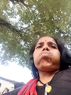 Hot-honi online show from 11/10/25, 04:33