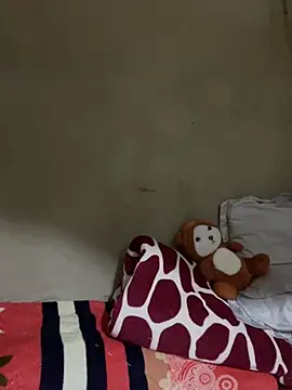 Bear-cute00 online show from 09/19/25, 03:02