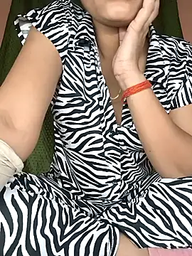 Hott Archana online show from 11/20/25, 11:59