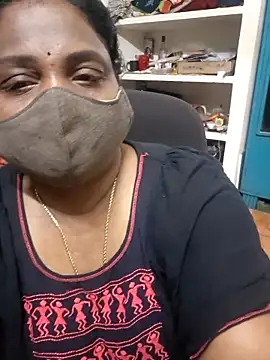Snapshot of Tamil_Kavitha10 chatting on 02/02/26, 12:42 Tamil Kavitha10 online show from 02/02/26, 12:42