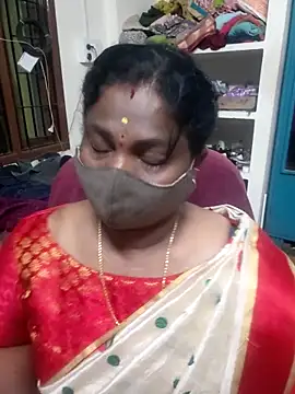 Snapshot of Tamil_Kavitha10 chatting on 02/08/26, 12:14 Tamil Kavitha10 online show from 02/08/26, 12:14