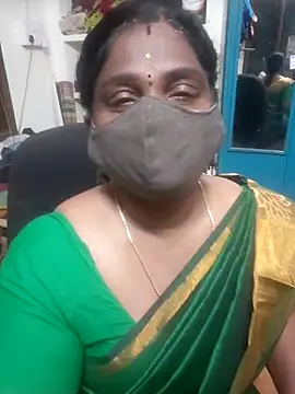Snapshot of Tamil_Kavitha10 chatting on 02/14/26, 04:04 Tamil Kavitha10 online show from 02/14/26, 04:04