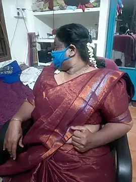 Snapshot of Tamil_Kavitha10 chatting on 02/15/26, 06:59 Tamil Kavitha10 online show from 02/15/26, 06:59