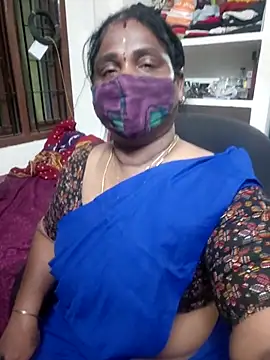 Snapshot of Tamil_Kavitha10 chatting on 03/02/26, 06:04 Tamil Kavitha10 online show from 03/02/26, 06:04