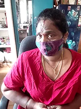 Snapshot of Tamil_Kavitha10 chatting on 03/04/26, 10:10 Tamil Kavitha10 online show from 03/04/26, 10:10