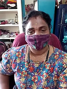 Snapshot of Tamil_Kavitha10 chatting on 03/12/26, 06:19 Tamil Kavitha10 online show from 03/12/26, 06:19