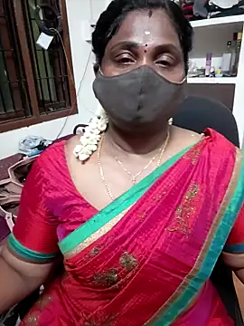 Snapshot of Tamil_Kavitha10 chatting on 03/15/26, 01:50 Tamil Kavitha10 online show from 03/15/26, 01:50
