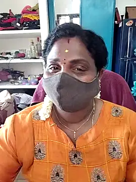 Snapshot of Tamil_Kavitha10 chatting on 03/18/26, 08:06 Tamil Kavitha10 online show from 03/18/26, 08:06