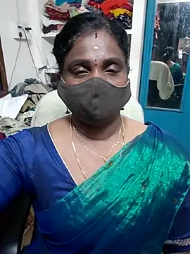Snapshot of Tamil_Kavitha10 chatting on 04/02/26, 04:15 Tamil Kavitha10 online show from 04/02/26, 04:15