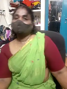 Snapshot of Tamil_Kavitha10 chatting on 04/03/26, 05:11 Tamil Kavitha10 online show from 04/03/26, 05:11