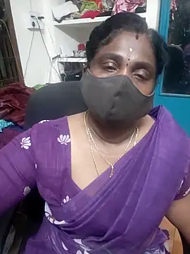 Snapshot of Tamil_Kavitha10 chatting on 04/06/26, 03:46 Tamil Kavitha10 online show from 04/06/26, 03:46