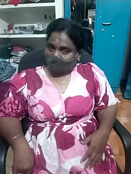 Snapshot of Tamil_Kavitha10 chatting on 04/08/26, 07:03 Tamil Kavitha10 online show from 04/08/26, 07:03