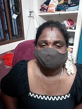Snapshot of Tamil_Kavitha10 chatting on 06/03/26, 01:14 Tamil Kavitha10 online show from 06/03/26, 01:14