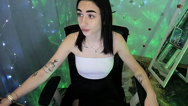 Bella Night4 online show from 11/19/25, 07:41