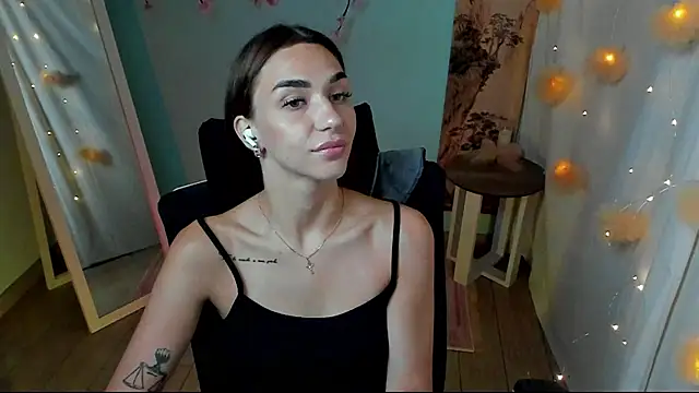 Snapshot of Bella_Night4 chatting on 07/28/26, 12:59 Bella Night4 online show from 07/28/26, 12:59