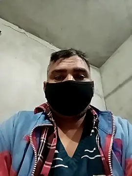 Snapshot of Manjit009 chatting on 12/19/25, 05:42 Manjit009 online show from 12/19/25, 05:42