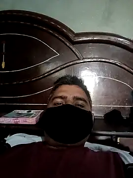 Snapshot of Manjit009 chatting on 02/14/26, 10:56 Manjit009 online show from 02/14/26, 10:56