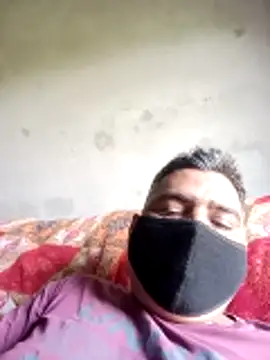Snapshot of Manjit009 chatting on 03/05/26, 05:03 Manjit009 online show from 03/05/26, 05:03