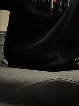 Snapshot of 420boy__ chatting on 10/09/25, 09:13 420boy   online show from 10/09/25, 09:13