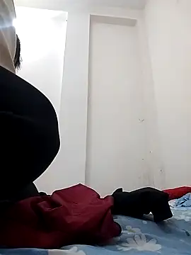 7incpink online show from 12/18/25, 04:07