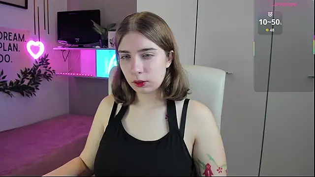 Snapshot of DianaGalaxy chatting on 10/04/25, 08:40 DianaGalaxy online show from 10/04/25, 08:40