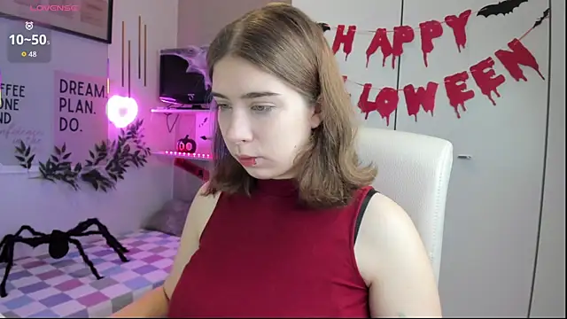 Snapshot of DianaGalaxy chatting on 10/27/25, 09:30 DianaGalaxy online show from 10/27/25, 09:30