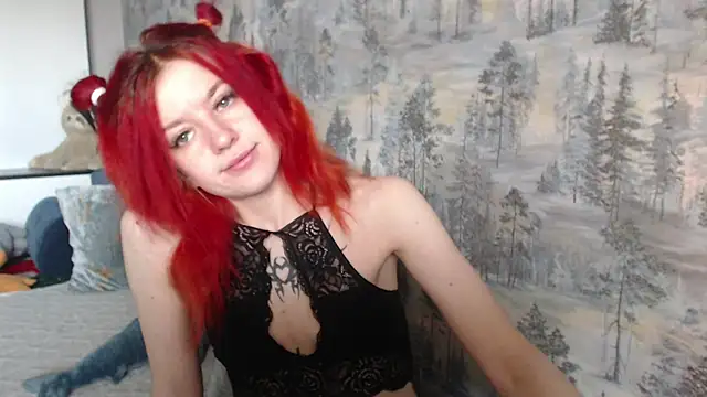 Snapshot of __Elina__ chatting on 10/19/25, 04:24 Elina online show from 10/19/25, 04:24
