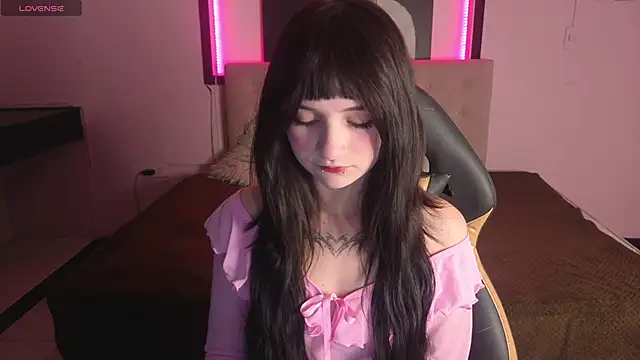  Charlotte Collins  online show from 02/03/26, 03:06