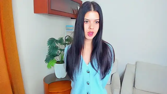 Snapshot of JoCauterucci chatting on 09/26/25, 07:01 JoCauterucci online show from 09/26/25, 07:01