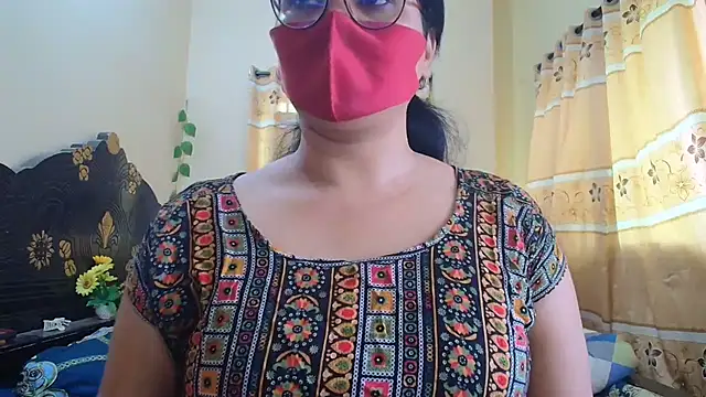 Elena cruz5 online show from 04/18/26, 06:28