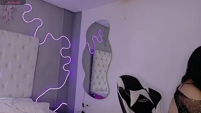 Emma visconti online show from 01/13/26, 12:43