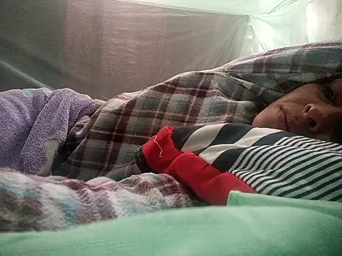 SaraBust online show from 09/20/25, 01:56