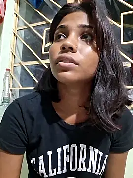 Snapshot of _sexy-queen chatting on 10/02/25, 05:20  sexy-queen online show from 10/02/25, 05:20