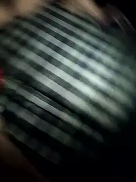 Snapshot of sexy__girls98 chatting on 12/23/25, 05:27 sexy girls98 online show from 12/23/25, 05:27