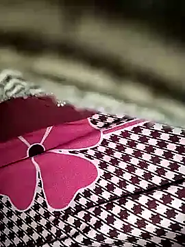 Snapshot of sexy__girls98 chatting on 01/08/26, 04:53 sexy girls98 online show from 01/08/26, 04:53