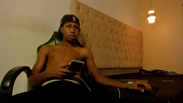 Jax Maliq online show from 11/02/25, 02:03