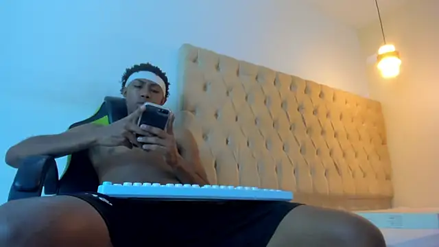 Jax Maliq online show from 12/02/25, 05:08