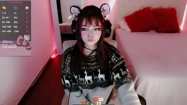 Snapshot of Lunyhose chatting on 09/17/25, 07:37 Lunyhose online show from 09/17/25, 07:37