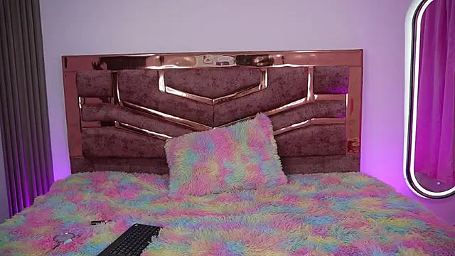 natasha vesper online show from 11/22/25, 12:53